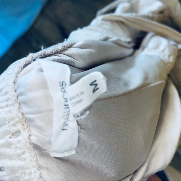 Maurice’s Ivory Eyelet Summer top size M cotton - Picture 4 of 7